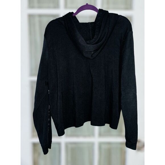 Women’s 2X Mickey Mouse “The One & Only” Cropped Black Pullover Hoodie - Picture 3 of 10